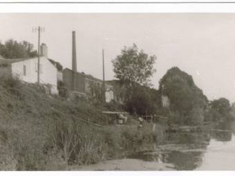 Port-la-Pierre l'ancienne usine août 1972